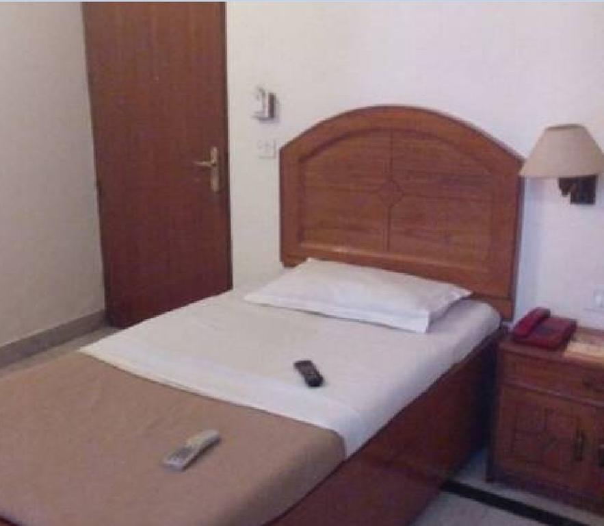 Mahalaxmi Plaza Hotel Faridabad Exterior foto